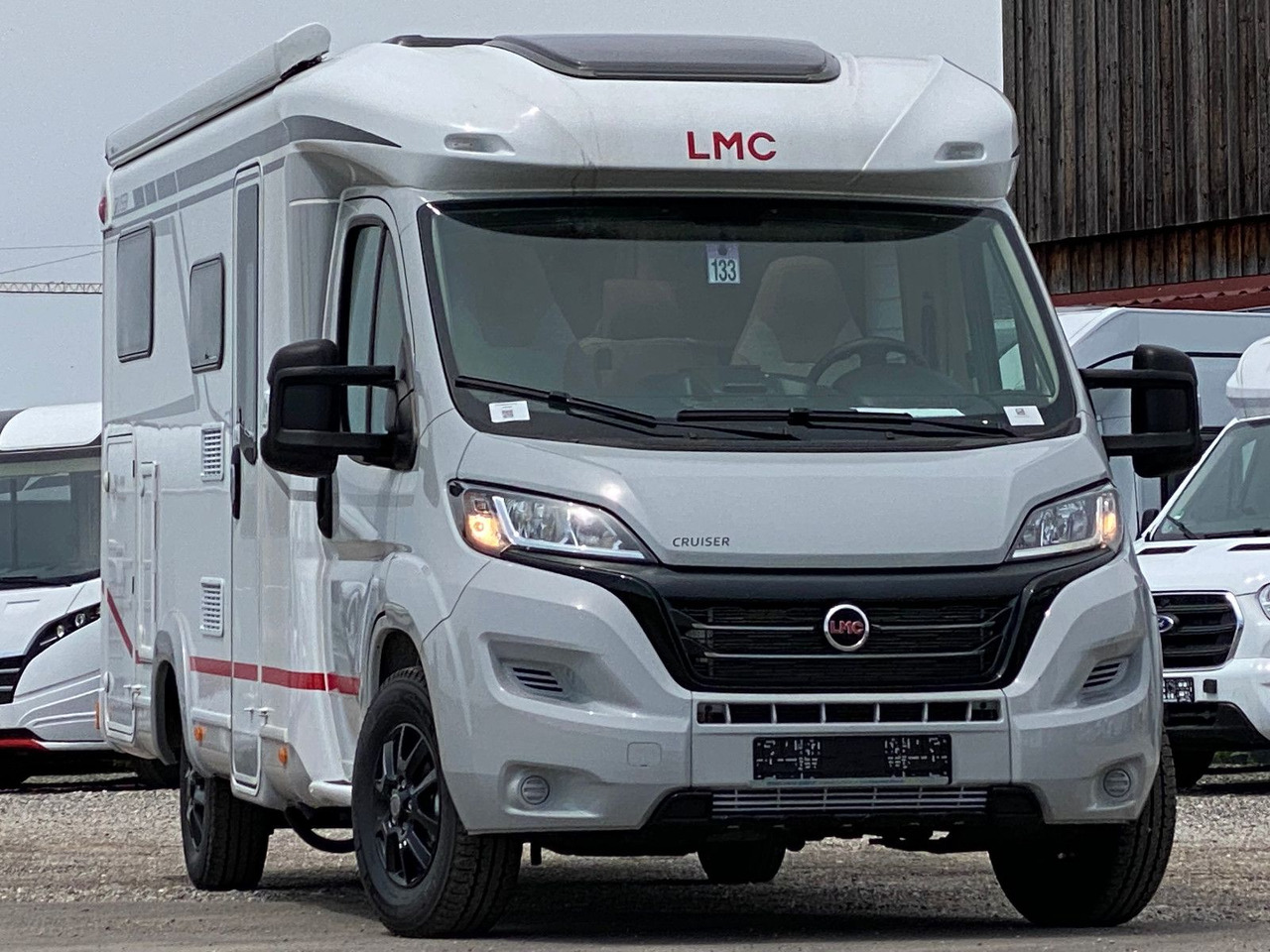 LMC Cruiser V 646 G, SAT, Navi, Sondermodell,16 Zoll - Polointegrovaný obytný vůz: obrázek 1 LMC Cruiser V 646 G, SAT, Navi, Sondermodell,16 Zoll - Polointegrovaný obytný vůz: obrázek 1