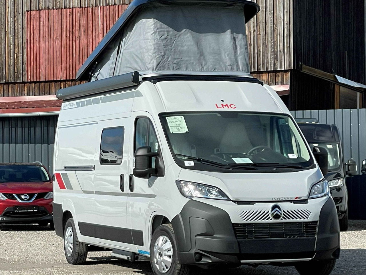 LMC INNOVAN 600 ,ASD, Aufstelldach,26 Modell, - Obytná dodávka: obrázek 3 LMC INNOVAN 600 ,ASD, Aufstelldach,26 Modell, - Obytná dodávka: obrázek 3