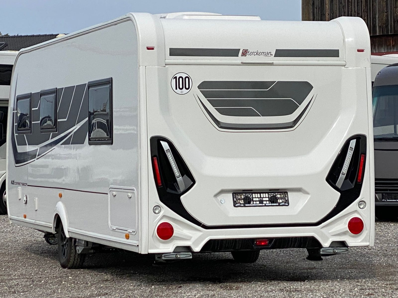 Sterckeman Alize Connect 560 CP, Quennsbett, Mover, Klima - Karavan: obrázek 4 Sterckeman Alize Connect 560 CP, Quennsbett, Mover, Klima - Karavan: obrázek 4