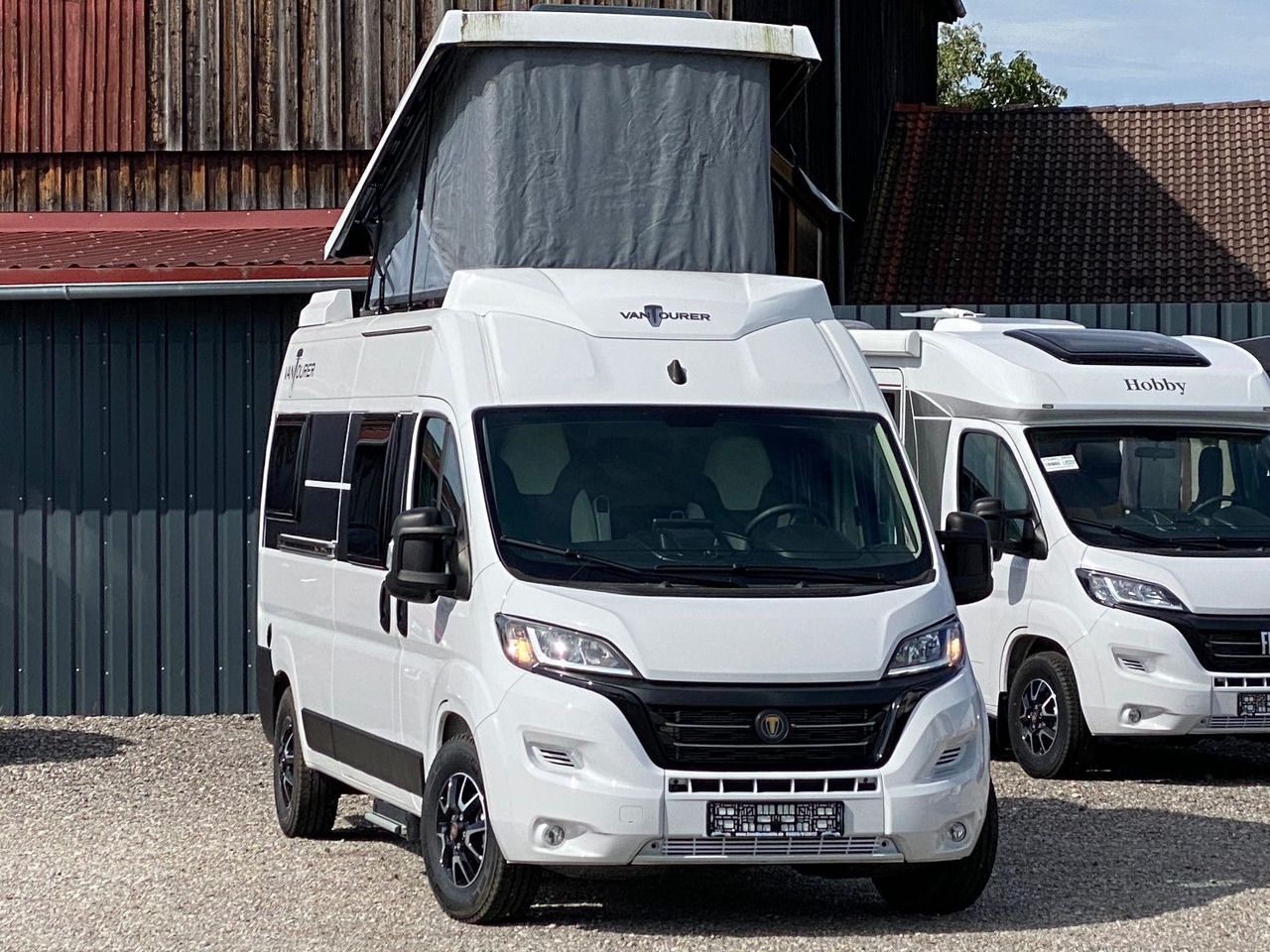 VANTourer 600 D 180PS, mit Aufstelldach,10 Zoll Fiat Navi - Obytná dodávka: obrázek 2 VANTourer 600 D 180PS, mit Aufstelldach,10 Zoll Fiat Navi - Obytná dodávka: obrázek 2