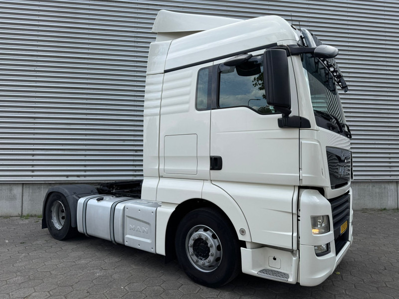 MAN TGX 18.420 XLX / 2 Tanks / 2 In stock..!!! / TUV: 8-2025 / NL Truck - Tahač: obrázek 2 MAN TGX 18.420 XLX / 2 Tanks / 2 In stock..!!! / TUV: 8-2025 / NL Truck - Tahač: obrázek 2