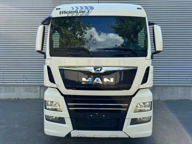 MAN TGX 18.500 XLX / Intarder / Roof Klima / 2 Tanks - Tahač: obrázek 4 MAN TGX 18.500 XLX / Intarder / Roof Klima / 2 Tanks - Tahač: obrázek 4