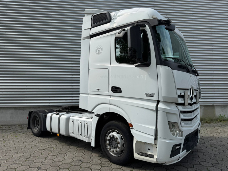 Mercedes-Benz Actros 1845 / Euro 5 / 2 Tanks / 2 In Stock - Tahač: obrázek 2 Mercedes-Benz Actros 1845 / Euro 5 / 2 Tanks / 2 In Stock - Tahač: obrázek 2