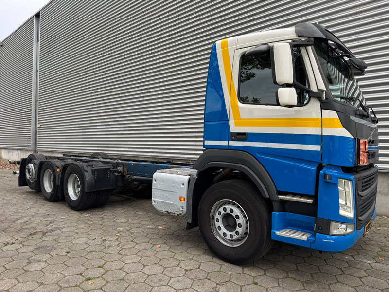 Volvo FM 410 / 8X4 / I-Shift / ADR / Tridem / TUV: 6-2026 / NL Truck - Podvozek s kabinou: obrázek 2 Volvo FM 410 / 8X4 / I-Shift / ADR / Tridem / TUV: 6-2026 / NL Truck - Podvozek s kabinou: obrázek 2