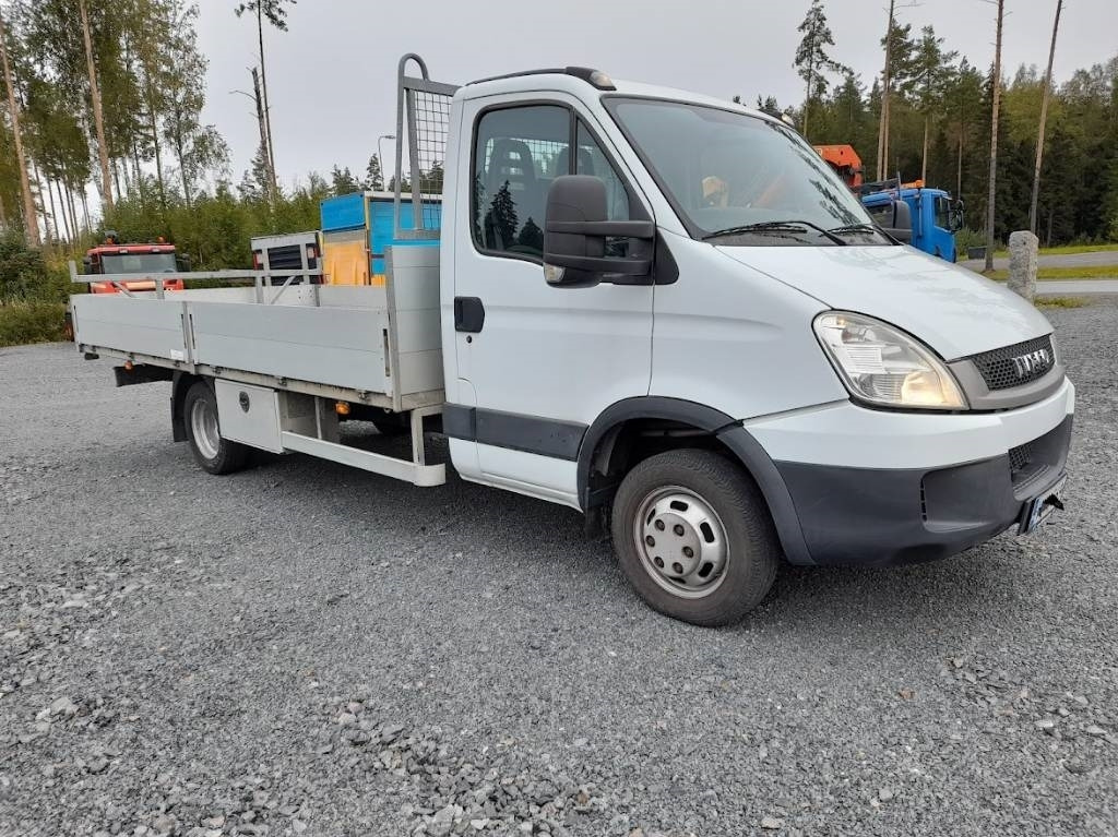 Iveco Daily 40 C18 automat - Dodávka valník: obrázek 3 Iveco Daily 40 C18 automat - Dodávka valník: obrázek 3