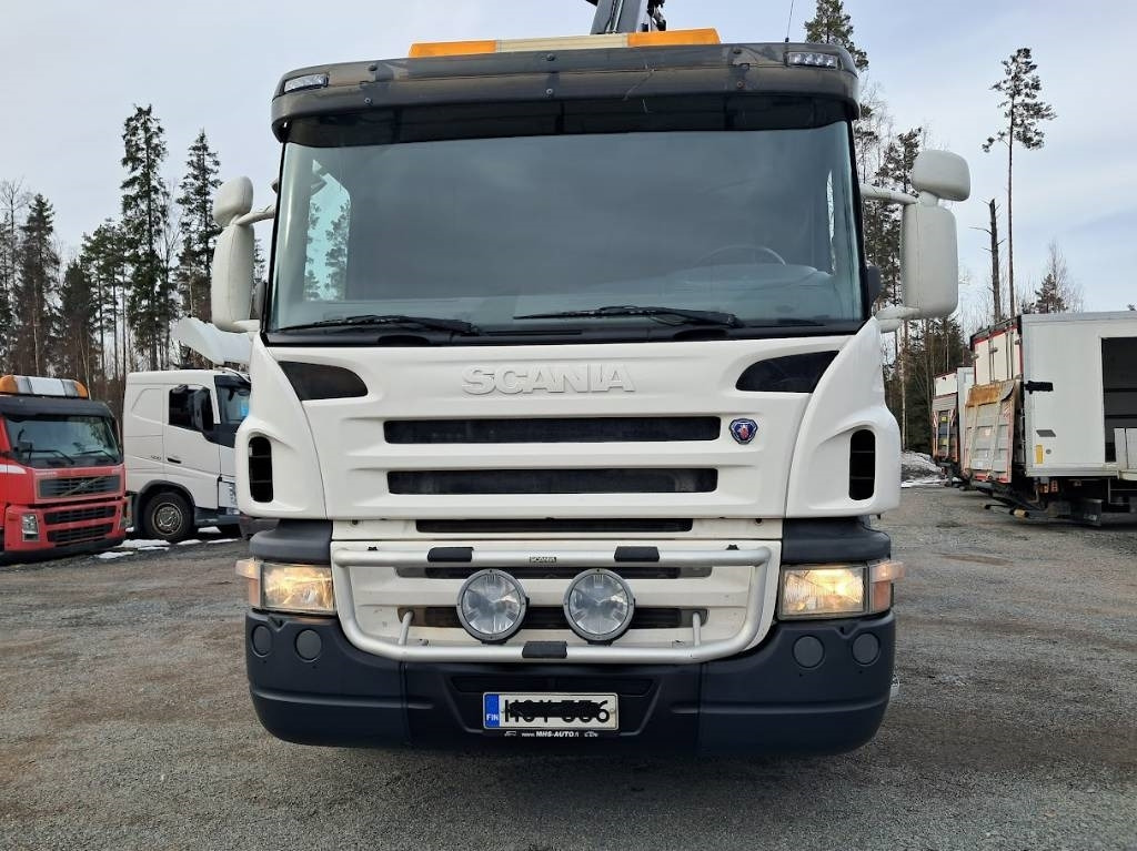 Scania P 340 - Auto s hydraulickou rukou: obrázek 2 Scania P 340 - Auto s hydraulickou rukou: obrázek 2
