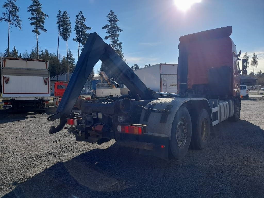 Volvo FH 13 480 - Hákový nosič kontejnerů: obrázek 4 Volvo FH 13 480 - Hákový nosič kontejnerů: obrázek 4