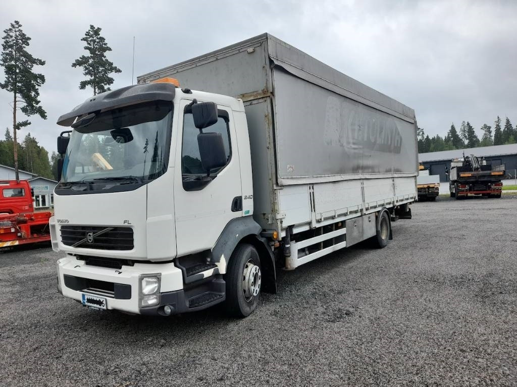 Volvo FL 240 - Auto s hydraulickou rukou: obrázek 3 Volvo FL 240 - Auto s hydraulickou rukou: obrázek 3
