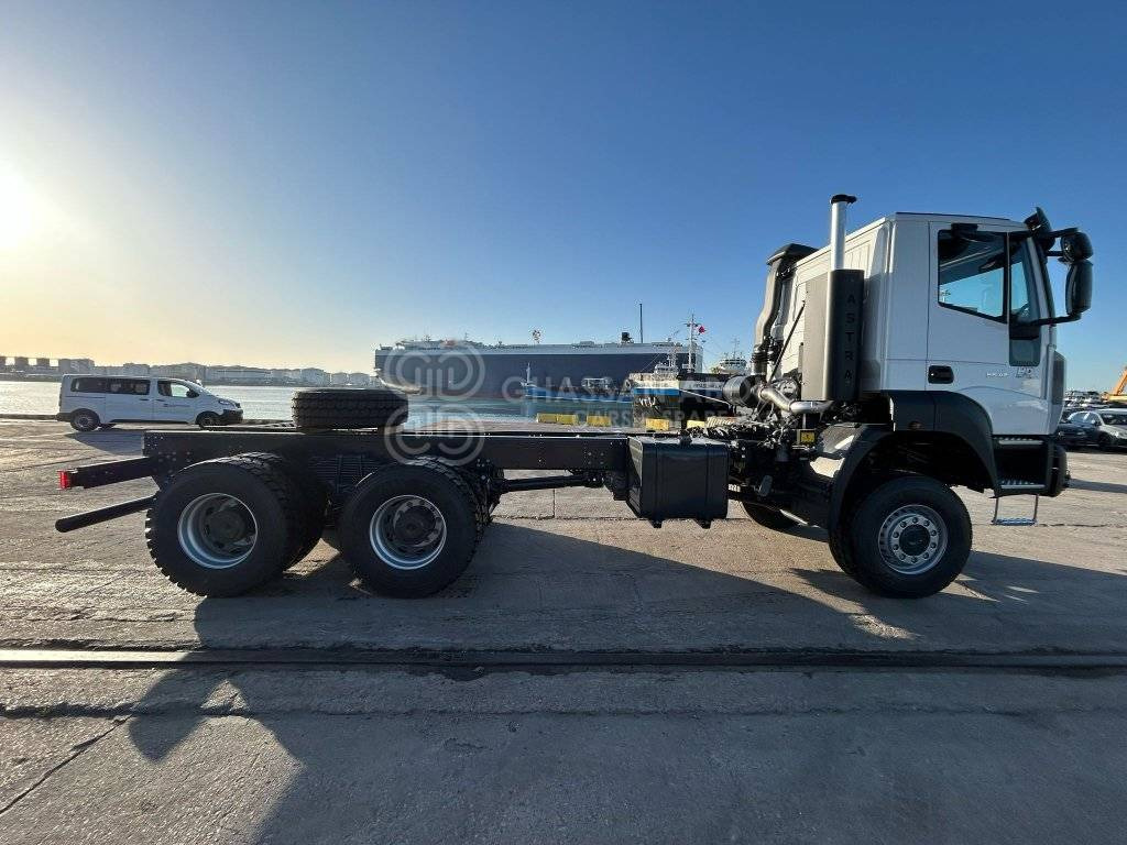 BARCELONA ASTRA CHASSIS 6×6 (HD9 66.42) MY24 - Podvozek s kabinou: obrázek 4 BARCELONA ASTRA CHASSIS 6×6 (HD9 66.42) MY24 - Podvozek s kabinou: obrázek 4