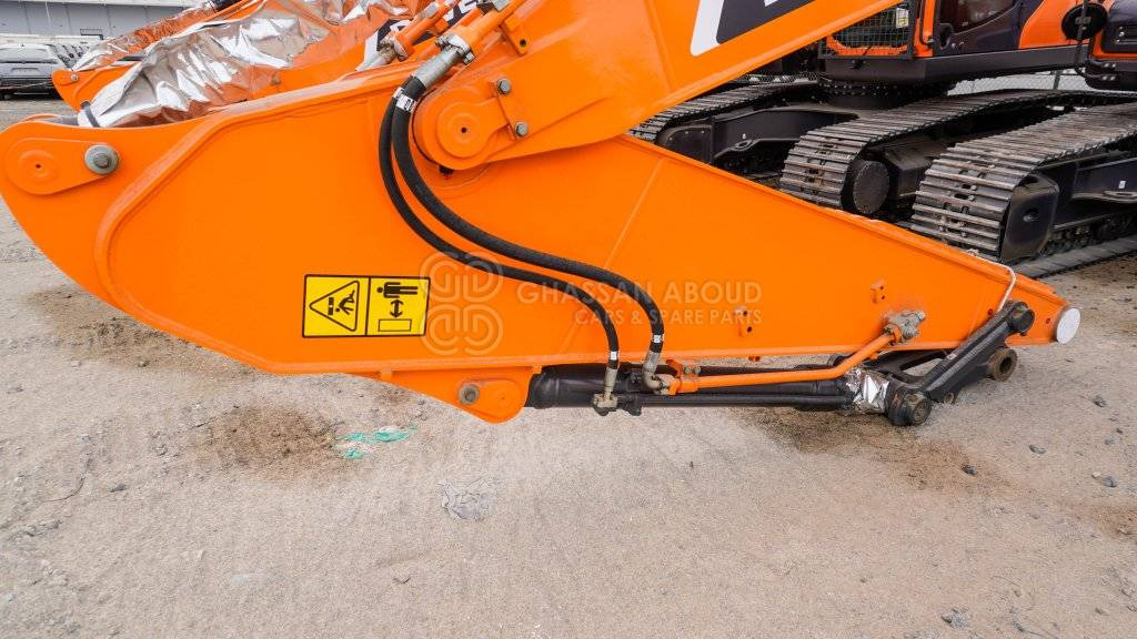 Develon DX225LCA-7M Crawler Excavator MY2025 - Pásové rýpadlo: obrázek 2 Develon DX225LCA-7M Crawler Excavator MY2025 - Pásové rýpadlo: obrázek 2