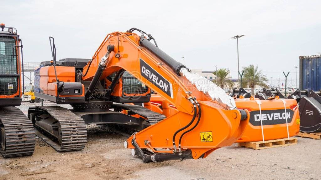 Develon DX225LCA-7M Crawler Excavator MY2025 - Pásové rýpadlo: obrázek 4 Develon DX225LCA-7M Crawler Excavator MY2025 - Pásové rýpadlo: obrázek 4