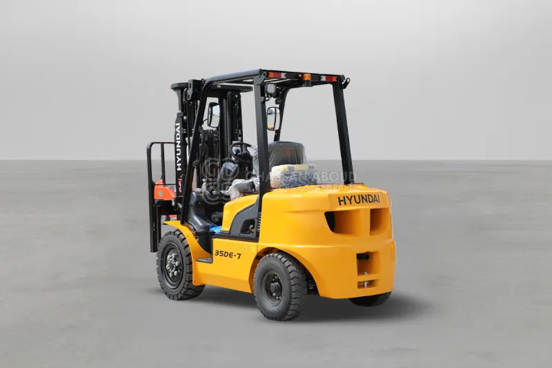 Hyundai Forklift 35DE-7 3.5 TONS DIESEL 3 STAGE - Dieselový vysokozdvižný vozík: obrázek 3 Hyundai Forklift 35DE-7 3.5 TONS DIESEL 3 STAGE - Dieselový vysokozdvižný vozík: obrázek 3