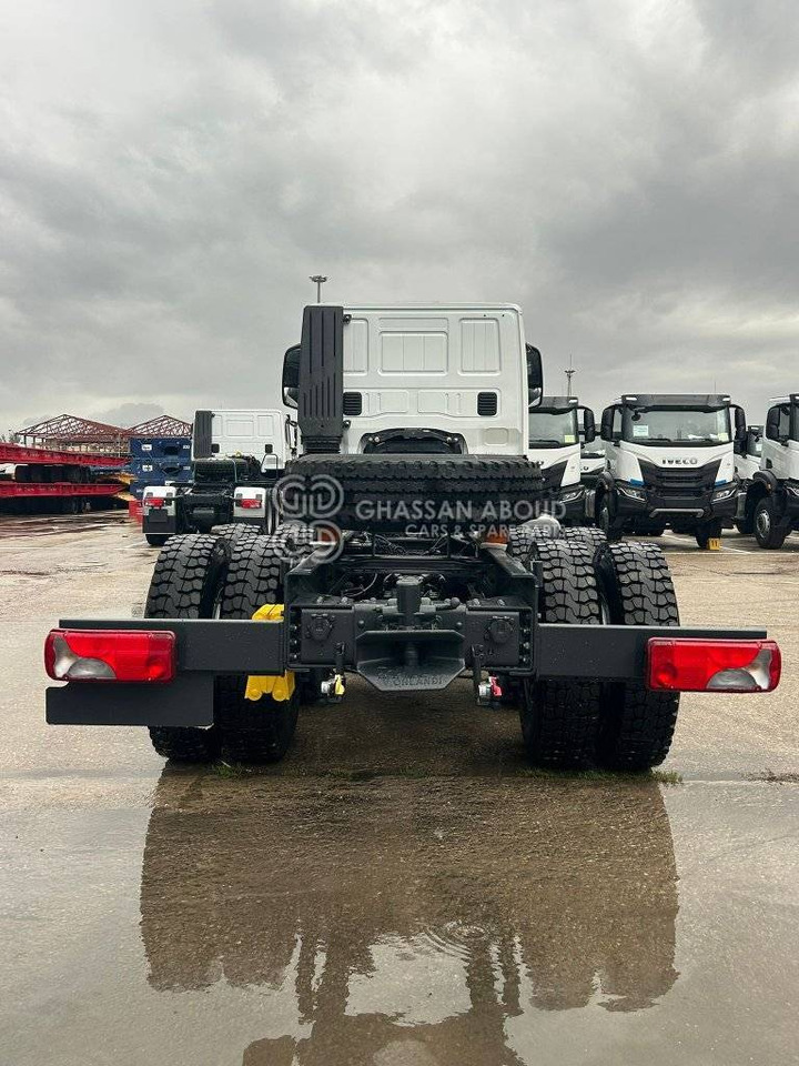 IVECO T-WAY Chassis 6×4 – GVW 33.5 Ton approx. (Tyres 12.00R20) Wheelbase 4200 MY25 - Podvozek s kabinou: obrázek 3 IVECO T-WAY Chassis 6×4 – GVW 33.5 Ton approx. (Tyres 12.00R20) Wheelbase 4200 MY25 - Podvozek s kabinou: obrázek 3