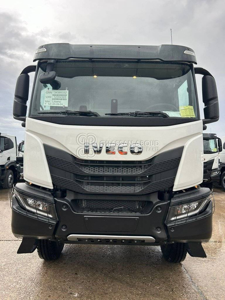 IVECO T-WAY Chassis 6×4 – GVW 33.5 Ton approx. (Tyres 12.00R20) Wheelbase 4200 MY25 - Podvozek s kabinou: obrázek 1 IVECO T-WAY Chassis 6×4 – GVW 33.5 Ton approx. (Tyres 12.00R20) Wheelbase 4200 MY25 - Podvozek s kabinou: obrázek 1