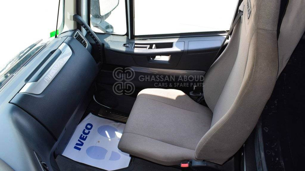 IVECO AS440S46T/P A/T with Adblue Euro 6 MY 2017 - Tahač: obrázek 5 IVECO AS440S46T/P A/T with Adblue Euro 6 MY 2017 - Tahač: obrázek 5