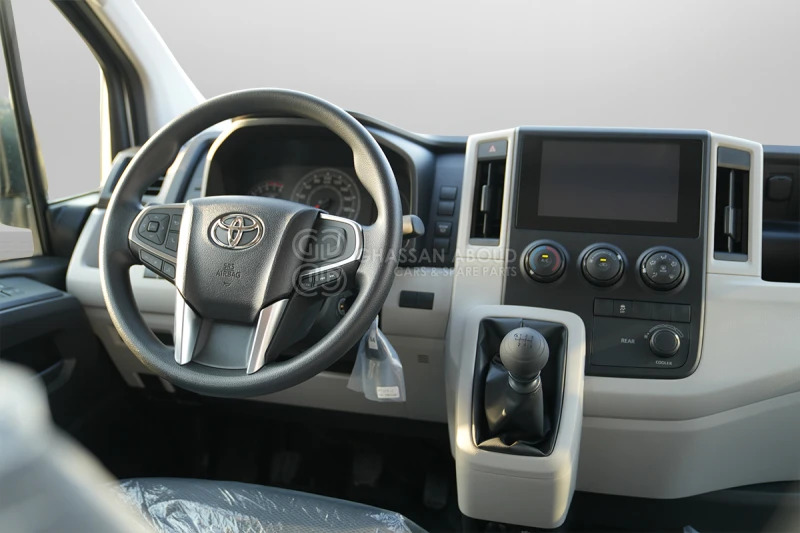 Minibus, Mikrobus Toyota Hiace: obrázek 6 Minibus, Mikrobus Toyota Hiace: obrázek 6