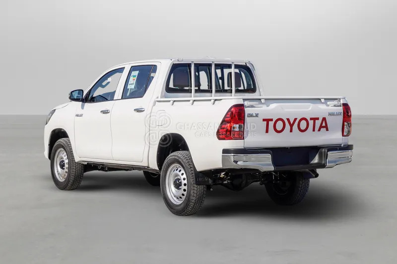 Toyota Hilux 4X4 Double Cabin - Pick-up, Dodávka s dvojitou kabinou: obrázek 1 Toyota Hilux 4X4 Double Cabin - Pick-up, Dodávka s dvojitou kabinou: obrázek 1