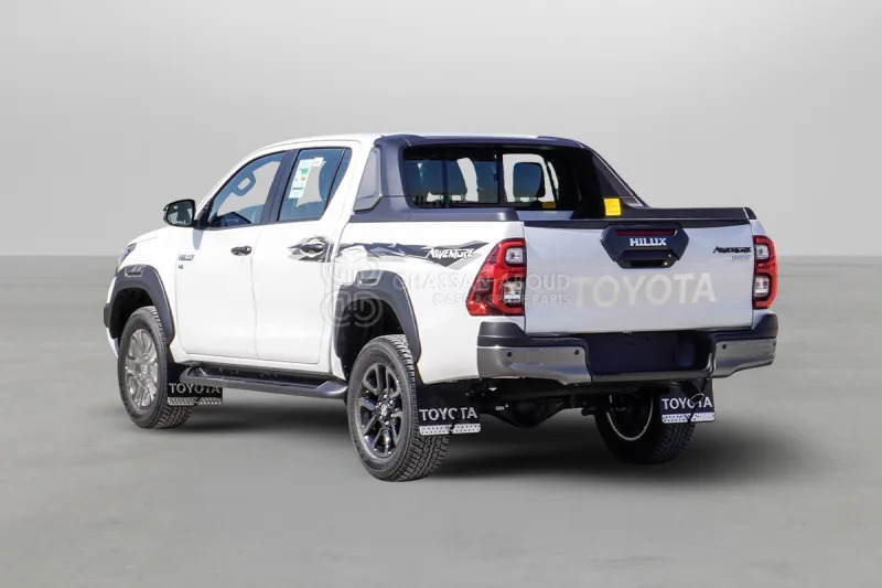 Toyota Hilux 4X4 - Pick-up: obrázek 3 Toyota Hilux 4X4 - Pick-up: obrázek 3