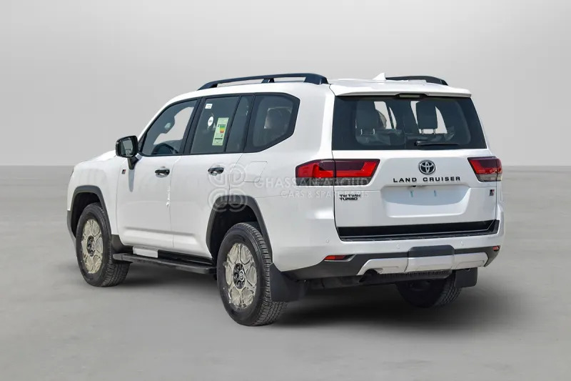 Toyota Land Cruiser 300 - SUV: obrázek 4 Toyota Land Cruiser 300 - SUV: obrázek 4