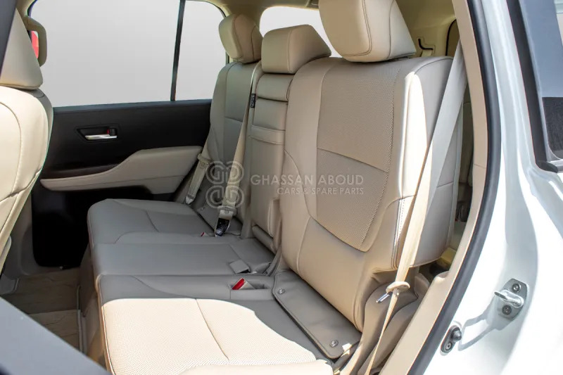 SUV Toyota Land Cruiser 300: obrázek 9 SUV Toyota Land Cruiser 300: obrázek 9