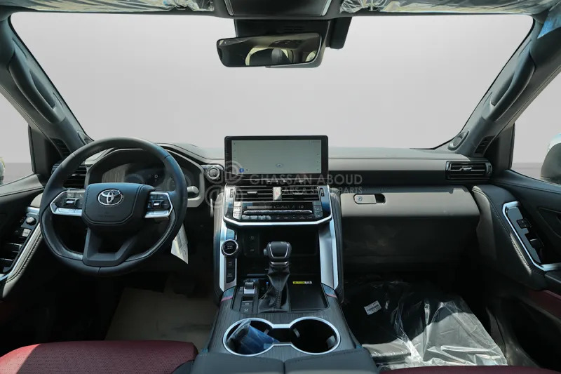 SUV Toyota Land Cruiser 300: obrázek 6 SUV Toyota Land Cruiser 300: obrázek 6