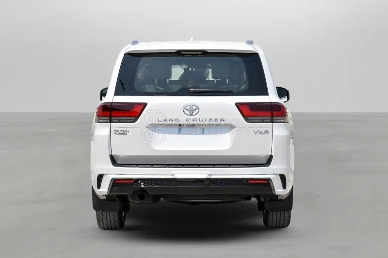 Toyota Land Cruiser 300 - SUV: obrázek 5 Toyota Land Cruiser 300 - SUV: obrázek 5