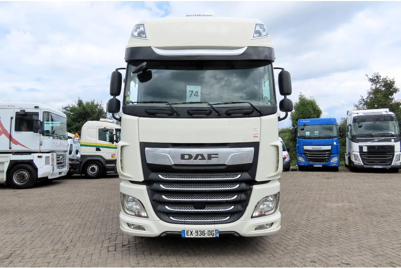 DAF XF 530 6x2 Frigo, lift roof, moving axel, P-cooling, etc - Plachtový nákladní auto: obrázek 4 DAF XF 530 6x2 Frigo, lift roof, moving axel, P-cooling, etc - Plachtový nákladní auto: obrázek 4