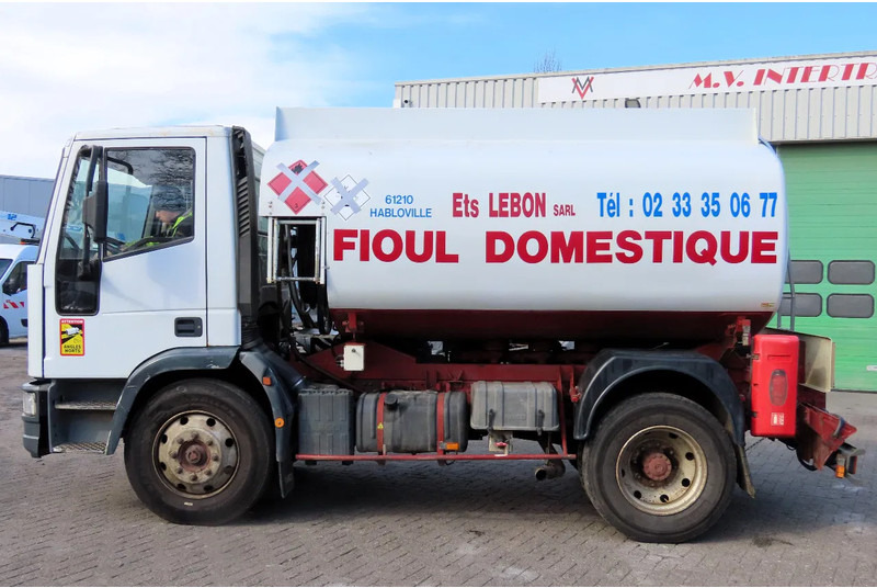 Iveco Eurocargo FUEL (DIESEL/PETROL) 8000 LITERS, COMP: 3500L,1000L, 3500L - Cisternové vozidlo, Auto s hydraulickou rukou: obrázek 4 Iveco Eurocargo FUEL (DIESEL/PETROL) 8000 LITERS, COMP: 3500L,1000L, 3500L - Cisternové vozidlo, Auto s hydraulickou rukou: obrázek 4