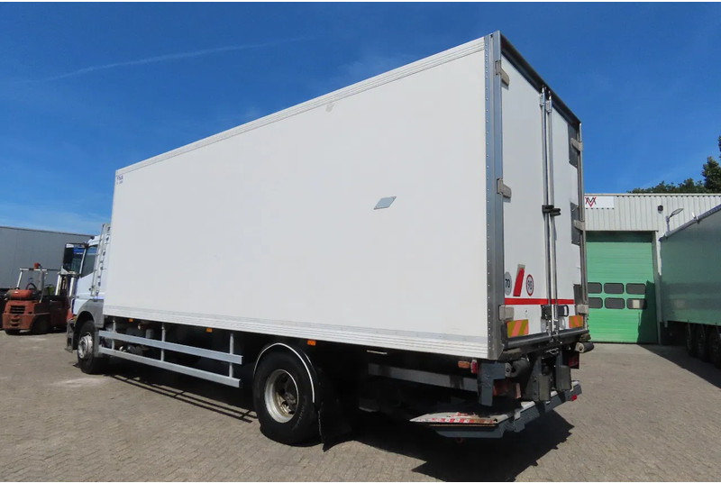 Mercedes-Benz Axor 1828 TK TS500, Lamberet. Very good condition - Chladírenský nákladní automobil: obrázek 5 Mercedes-Benz Axor 1828 TK TS500, Lamberet. Very good condition - Chladírenský nákladní automobil: obrázek 5