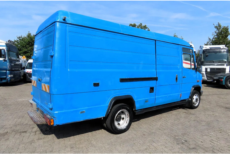 Mercedes-Benz Vario 812D - Furgon: obrázek 5 Mercedes-Benz Vario 812D - Furgon: obrázek 5