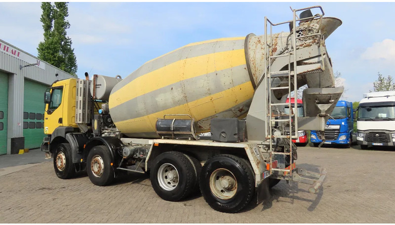 Renault Kerax 420 117000 km original !!! APK tot 27/06/2025 FRANCE truck - Autodomíchávač: obrázek 5 Renault Kerax 420 117000 km original !!! APK tot 27/06/2025 FRANCE truck - Autodomíchávač: obrázek 5