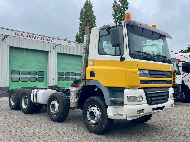 DAF CF 430 8x4 full SPRING! BIG AXELS ! MANUAL 16 GEARS, PTO - Tahač: obrázek 3 DAF CF 430 8x4 full SPRING! BIG AXELS ! MANUAL 16 GEARS, PTO - Tahač: obrázek 3