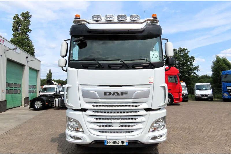 DAF XF 530 6x4 Retarder, Frigo, P-Cool, 2 beds - Tahač: obrázek 3 DAF XF 530 6x4 Retarder, Frigo, P-Cool, 2 beds - Tahač: obrázek 3