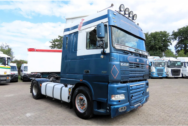DAF XF 95.530 EURO4. Royal DAF! - Tahač: obrázek 3 DAF XF 95.530 EURO4. Royal DAF! - Tahač: obrázek 3