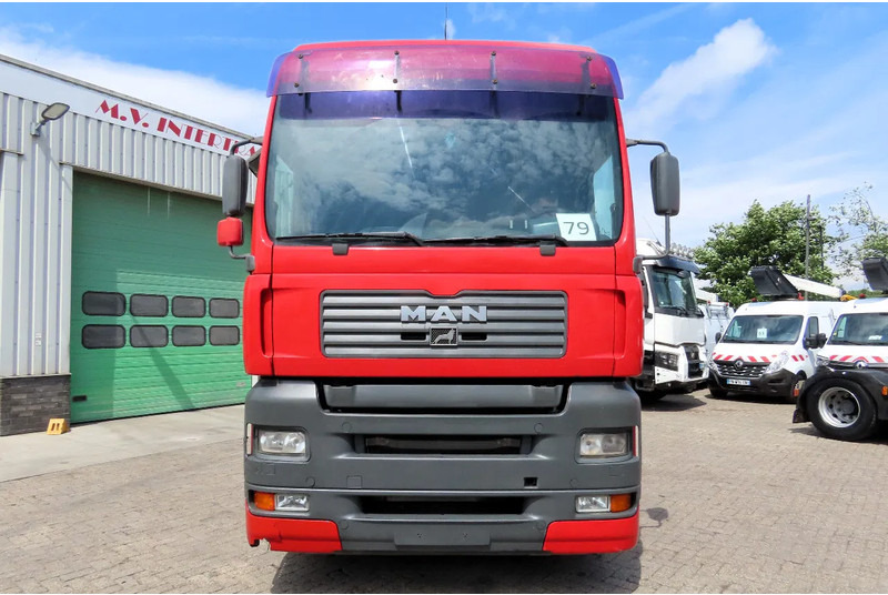 MAN TGA 18.410 Manual gearbox, Manual pomp, PTO, HYDRAULIC - Tahač: obrázek 2 MAN TGA 18.410 Manual gearbox, Manual pomp, PTO, HYDRAULIC - Tahač: obrázek 2