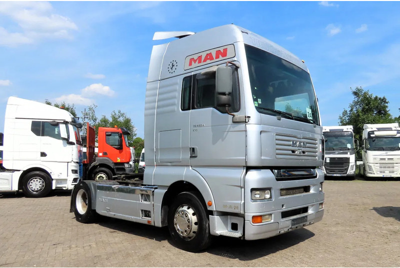 MAN TGA 18.460 Manual diesel pomp! ROYAL TRUCK! - Tahač: obrázek 1 MAN TGA 18.460 Manual diesel pomp! ROYAL TRUCK! - Tahač: obrázek 1