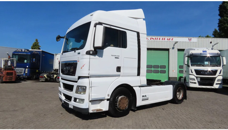 MAN TGX 18.440 Euro 5, Retarder, 2 tanks!! - Tahač: obrázek 3 MAN TGX 18.440 Euro 5, Retarder, 2 tanks!! - Tahač: obrázek 3