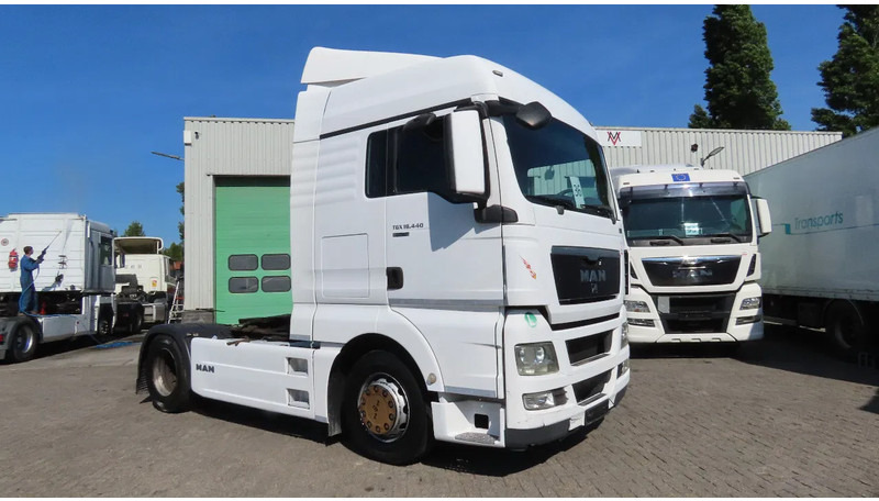 MAN TGX 18.440 Euro 5, Retarder, 2 tanks!! - Tahač: obrázek 1 MAN TGX 18.440 Euro 5, Retarder, 2 tanks!! - Tahač: obrázek 1