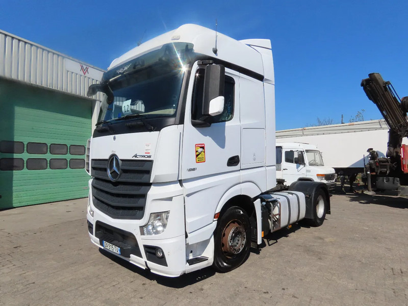 Mercedes-Benz Actros 1851 RETARDER, EVV, 831300 km original! RETARDER, 2 tanks - Tahač: obrázek 4 Mercedes-Benz Actros 1851 RETARDER, EVV, 831300 km original! RETARDER, 2 tanks - Tahač: obrázek 4