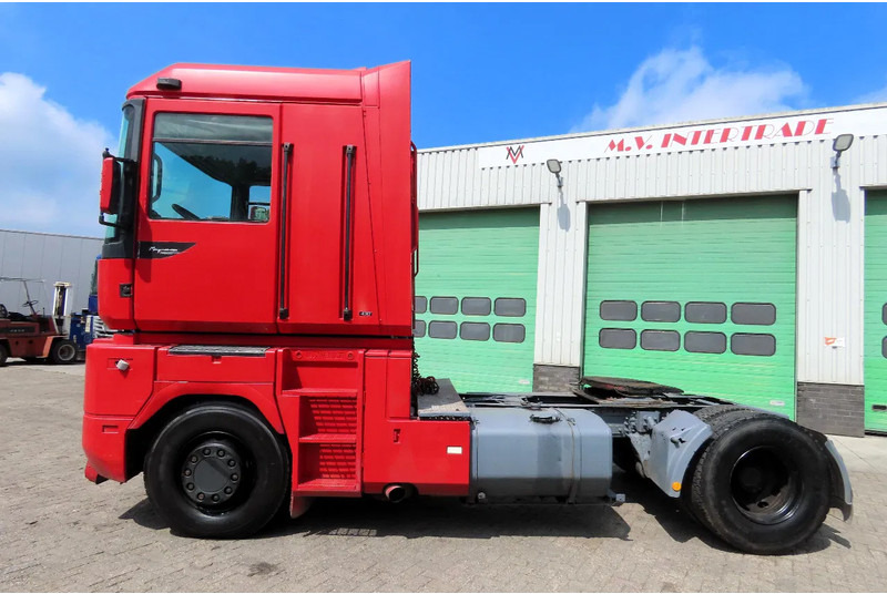 Renault Magnum 430 Mack ! Manual pomp ! - Tahač: obrázek 5 Renault Magnum 430 Mack ! Manual pomp ! - Tahač: obrázek 5