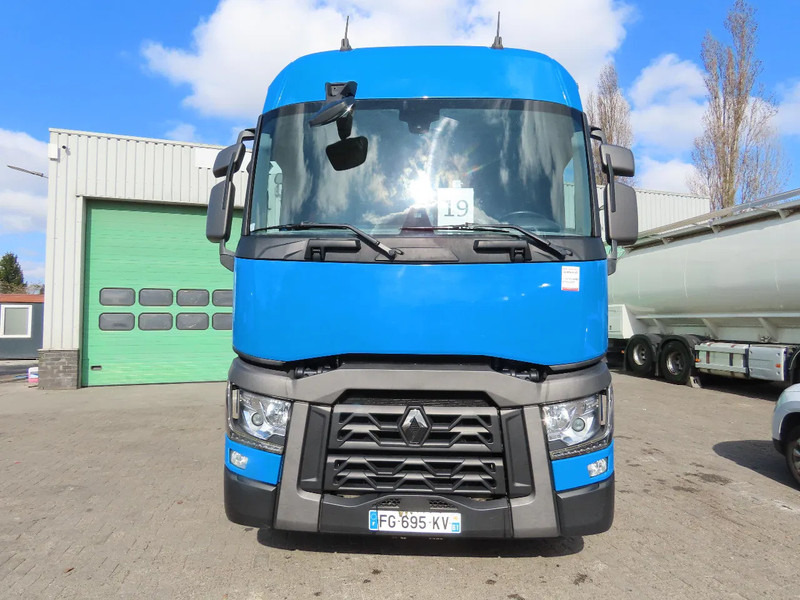 Renault T460 VF611A163KD031757 EURO 6D, RETARDER, GREAT CONDITION - Tahač: obrázek 2 Renault T460 VF611A163KD031757 EURO 6D, RETARDER, GREAT CONDITION - Tahač: obrázek 2