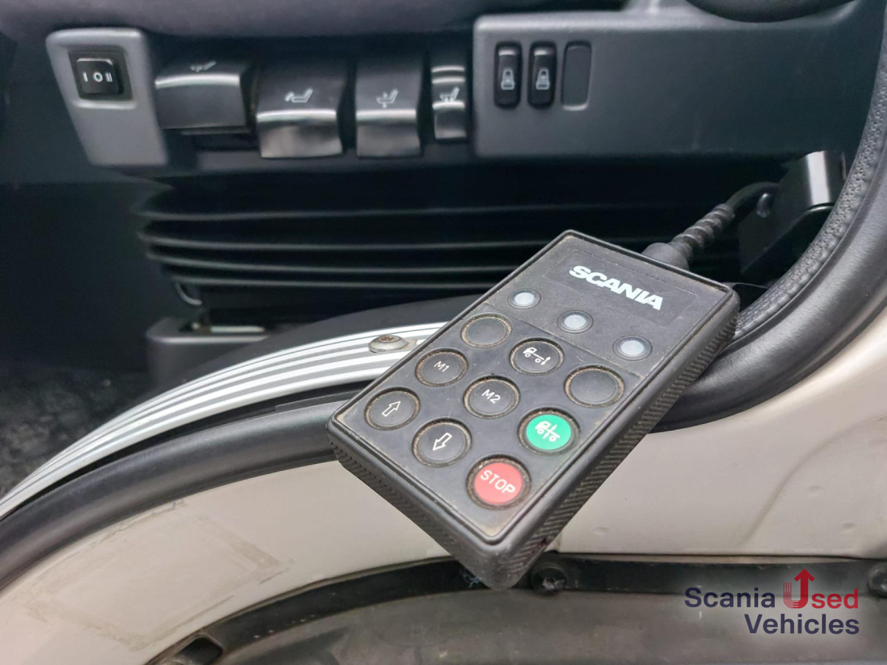 SCANIA P 280 DB4x2MNA Koffer Ladebordwand - Skříňový nákladní auto: obrázek 4 SCANIA P 280 DB4x2MNA Koffer Ladebordwand - Skříňový nákladní auto: obrázek 4