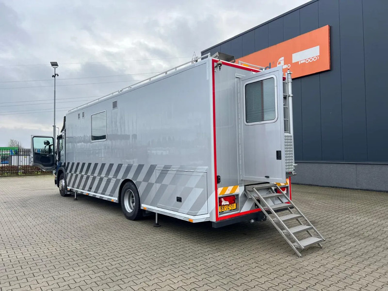 Scania P230 TOP: multifunct. ruimte met airco (camper?), 22kVA generator, hydr. steunpoten, beloopbaar dak, keuken, APK 10-2026 - Nákladní auto: obrázek 5 Scania P230 TOP: multifunct. ruimte met airco (camper?), 22kVA generator, hydr. steunpoten, beloopbaar dak, keuken, APK 10-2026 - Nákladní auto: obrázek 5