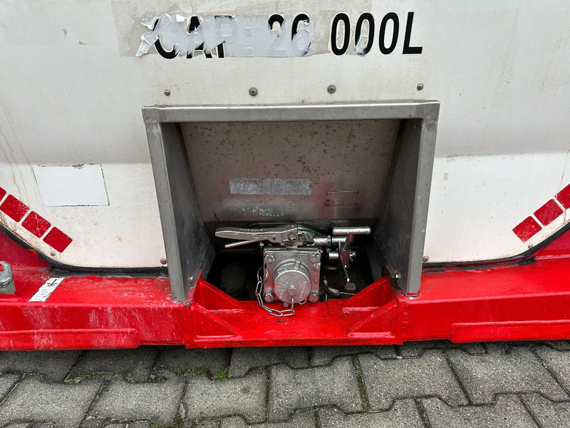 Skladovací nádrž pro dopravu paliva SINGAMAS 20FT ISO, 26.000L/1-COMP/3 BAFFELS/3 manholes, 5Y inspection: 06/2027: obrázek 8