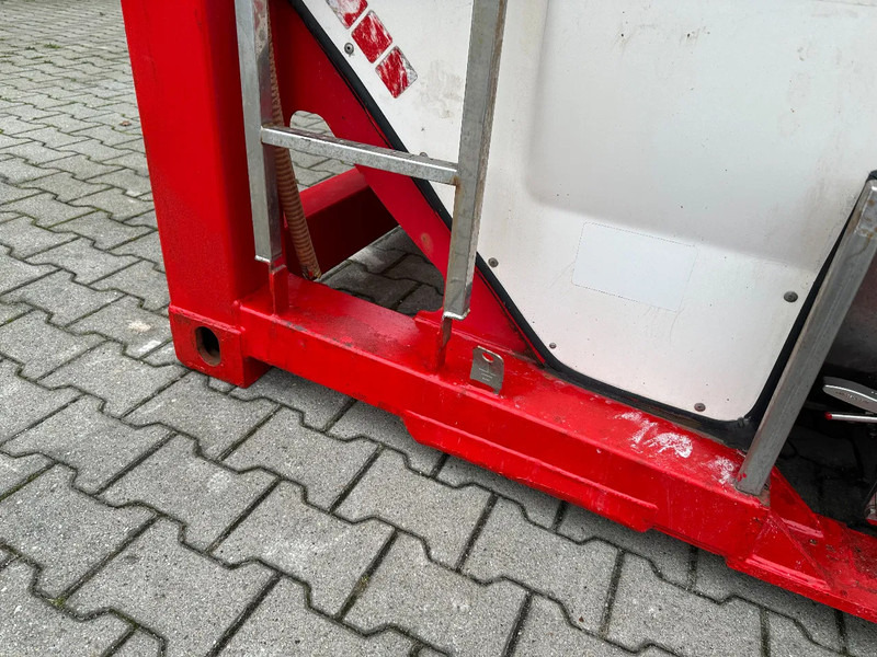 Skladovací nádrž pro dopravu paliva SINGAMAS 20FT ISO, 26.000L/1-COMP/3 BAFFELS/3 manholes, 5Y inspection: 06/2027: obrázek 7
