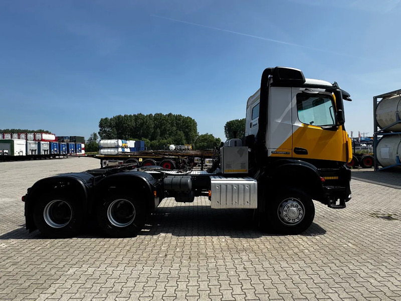 Mercedes-Benz Arocs 3345 6x6, FULL SPRING SUSPENSION, BIG AXLES, 335.239KM, HEAVY DUTY, HYDRAULICS, MOT: 05/2026, EURO 6 - Tahač: obrázek 5 Mercedes-Benz Arocs 3345 6x6, FULL SPRING SUSPENSION, BIG AXLES, 335.239KM, HEAVY DUTY, HYDRAULICS, MOT: 05/2026, EURO 6 - Tahač: obrázek 5