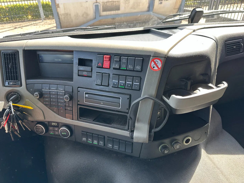 Tahač Volvo FM 420 Globetrotter, ADR (FL, OX, AT), ALCOA, only 446TKM: obrázek 20