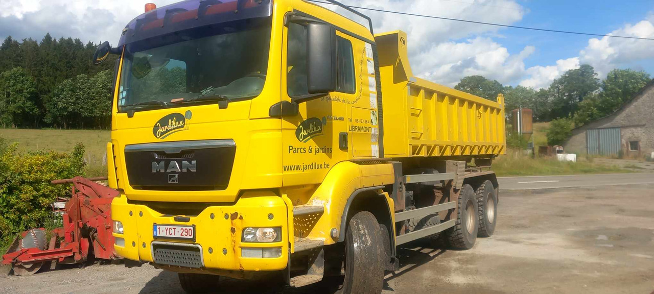 MAN TGS 33 400 - Hákový nosič kontejnerů: obrázek 1 MAN TGS 33 400 - Hákový nosič kontejnerů: obrázek 1