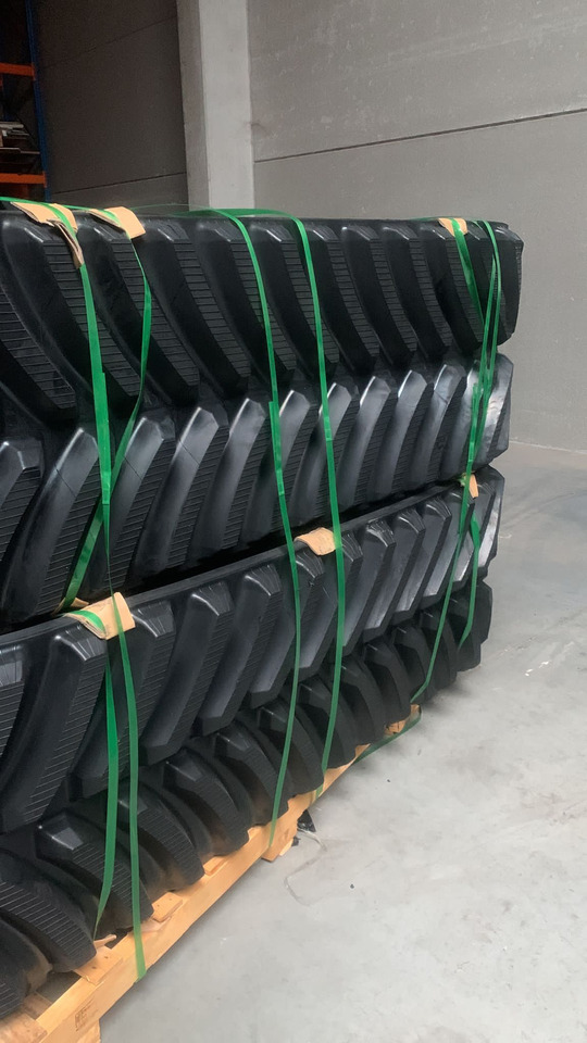 Rubber track for Challenger MT700 25 ", 30" and 36" - Pásy pro Zemědělská technika: obrázek 3 Rubber track for Challenger MT700 25 ", 30" and 36" - Pásy pro Zemědělská technika: obrázek 3