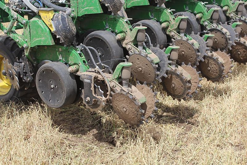 Yetter Düngerschar - Flüssigdünger - Aplikátor kejdy: obrázek 3 Yetter Düngerschar - Flüssigdünger - Aplikátor kejdy: obrázek 3